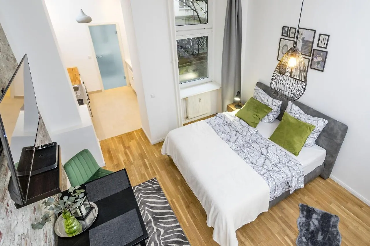 GreatStay - Koburger Str. 14 HH Berlin